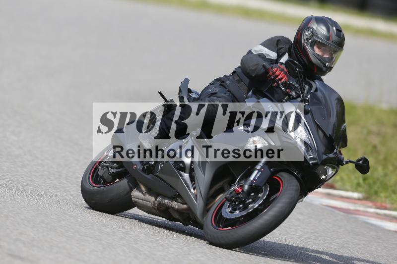 /Archiv-2024/17 01.05.2024 Speer Racing ADR/Schnuppertraining